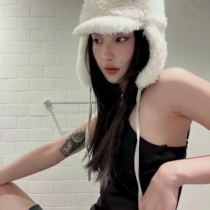 深郁之蓝